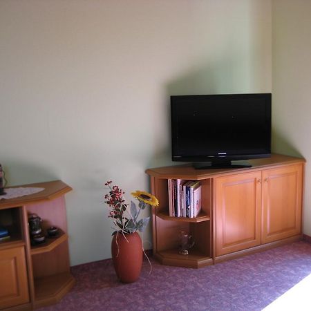 Ferienwohnung "Lindenblick" Gablenz Δωμάτιο φωτογραφία