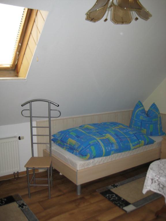 Ferienwohnung "Lindenblick" Gablenz Δωμάτιο φωτογραφία